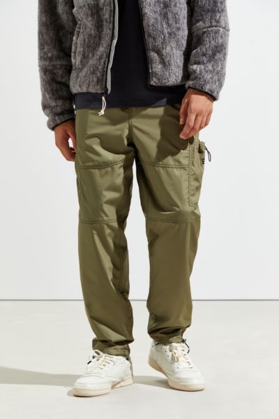 urban outfitters green cargo pants