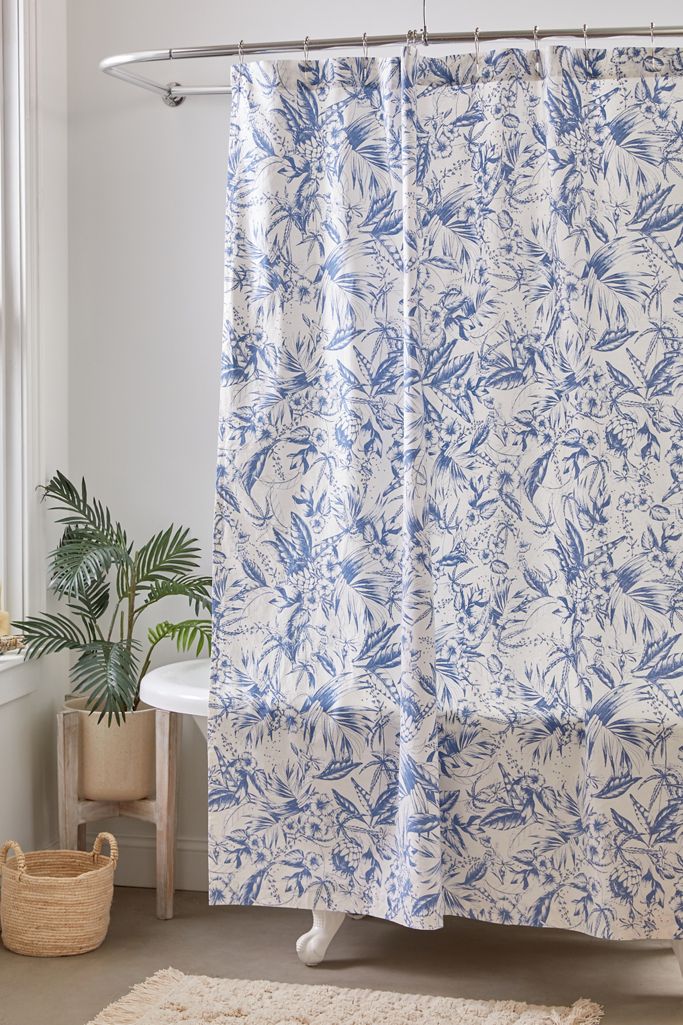 red toile shower curtain in bathroom ideas
