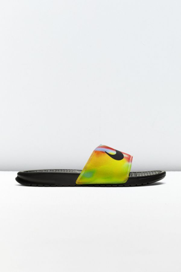 nike benassi tie dye
