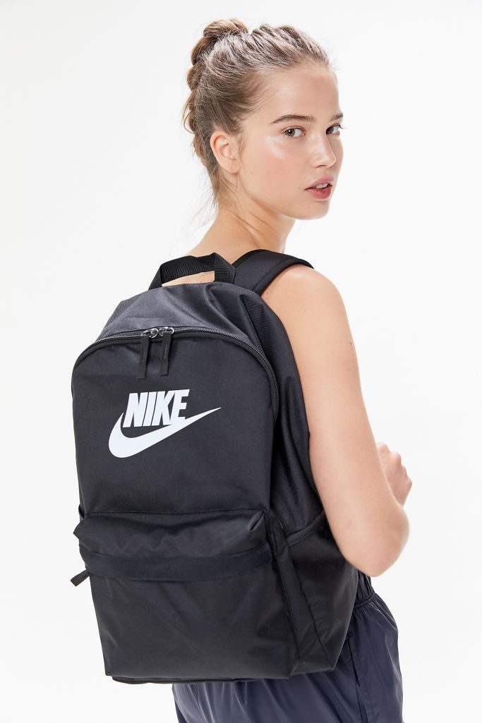 Nike Heritage 2.0 Backpack | Urban Outfitters