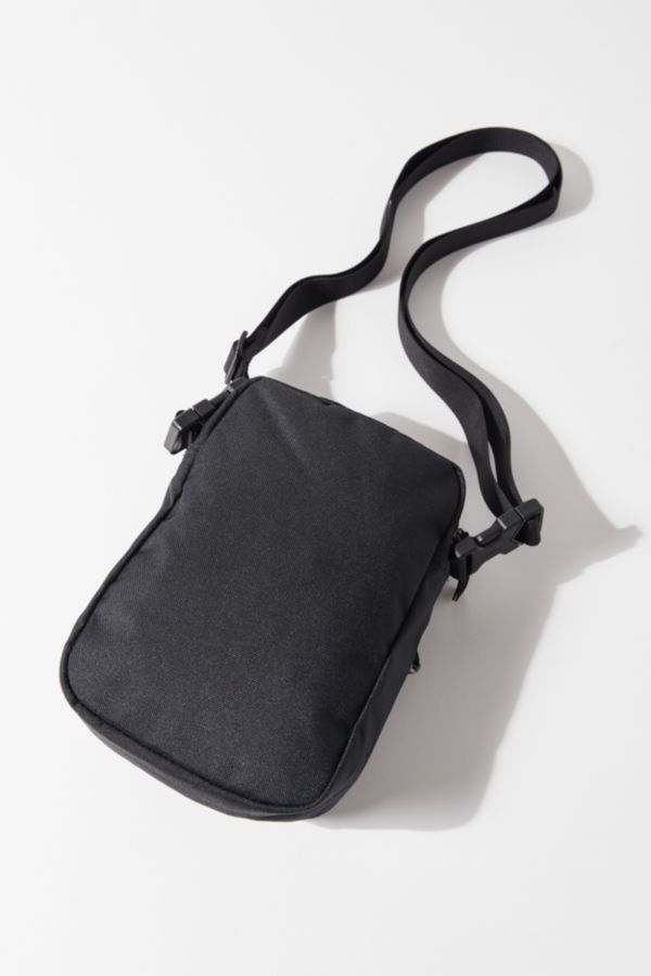 Nike Heritage 2.0 Crossbody Bag | Urban Outfitters