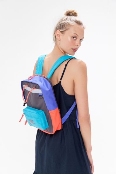 nike backpack urban outfitters