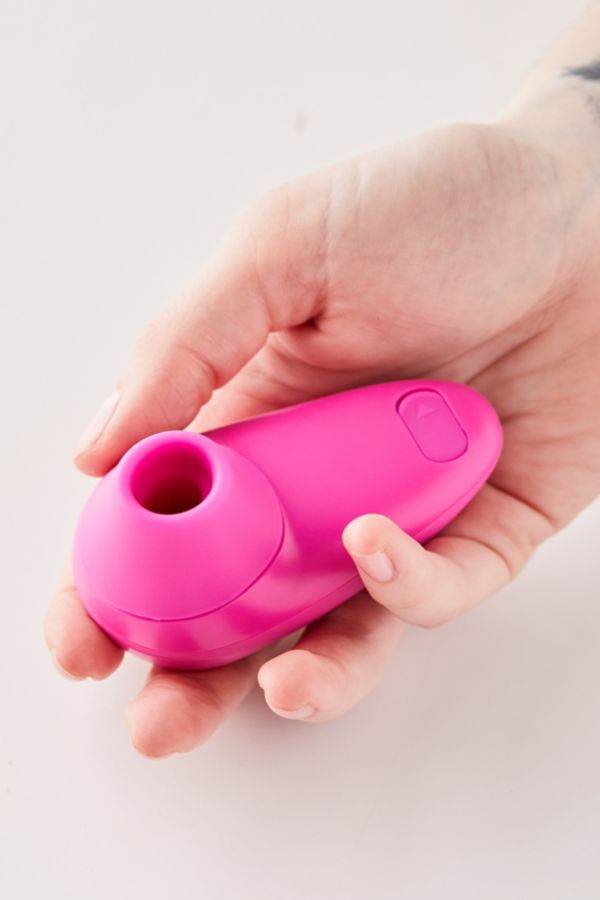 Womanizer игра. Вуманайзер дуо. Мастурбатор вакуумный Вуманайзер. Womanizer Starlet. Свтисфае Вуманайзер.