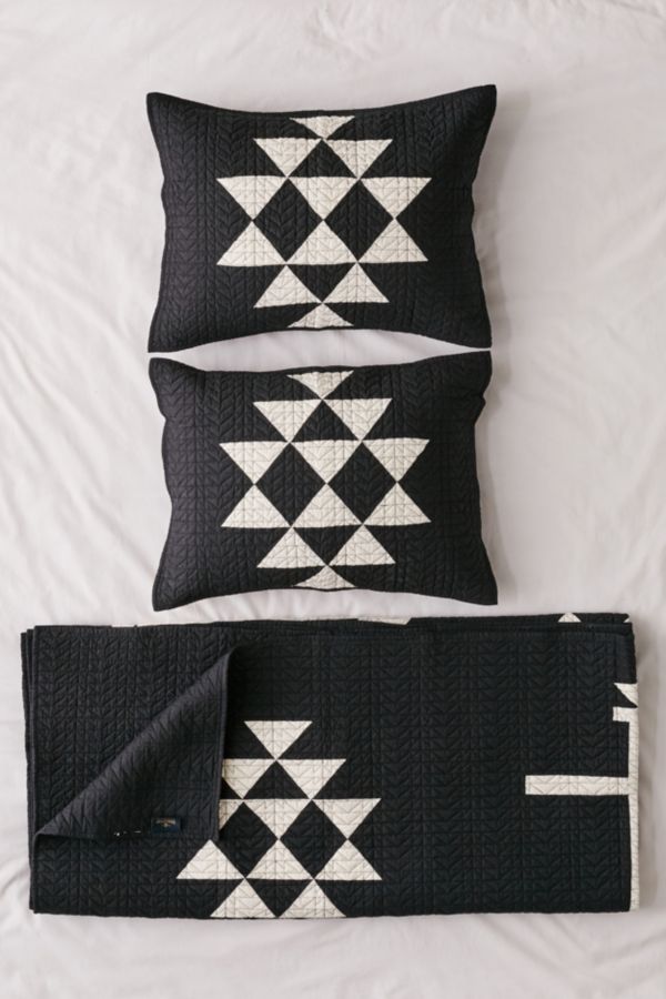 Pendleton Los Ojos Quilt Shams Set Urban Outfitters