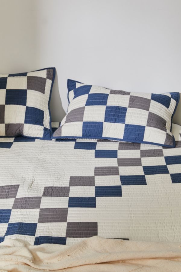 Pendleton Modern Heritage Quilt + Shams Set Urban Outfitters Canada