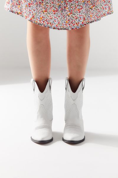 urban outfitters white boots