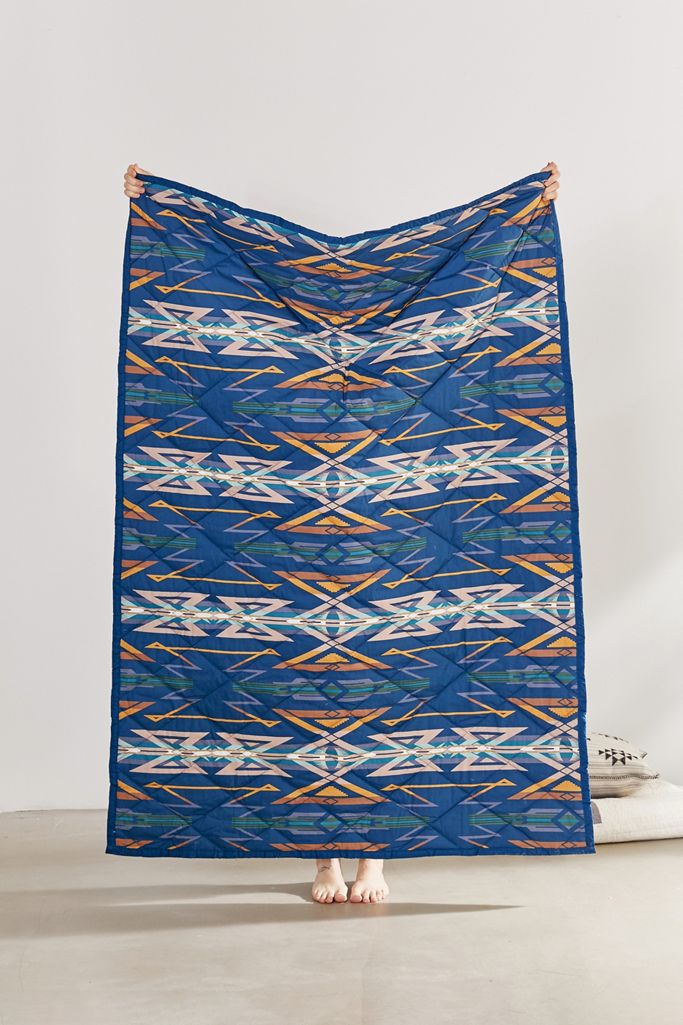 Pendleton Star Watchers Quilted Throw Blanket Urban Outfitters Canada
