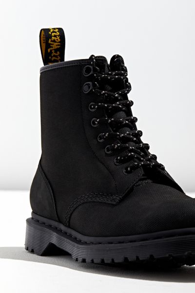 dr martens 1460 nubuck