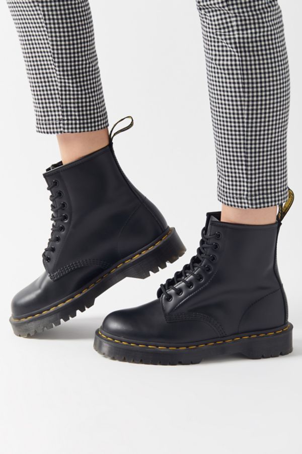 Dr. Martens 1460 Smooth Black Ankle Boots in Black