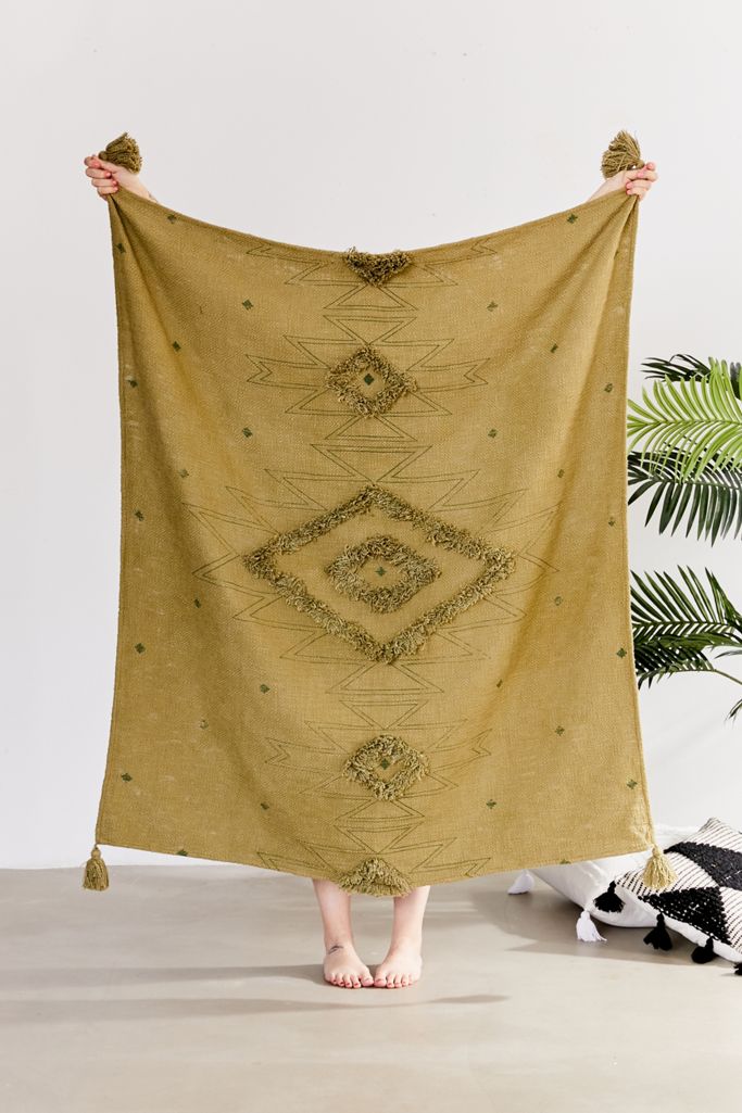 Ayita Southwest Tufted Throw Blanket Urban Outfitters