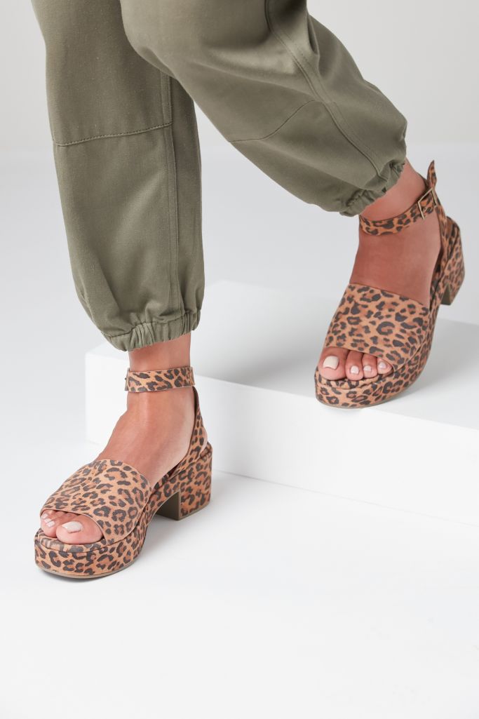 wholesale crocs shoes