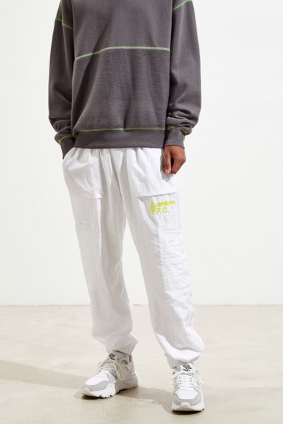 umbro wind pants