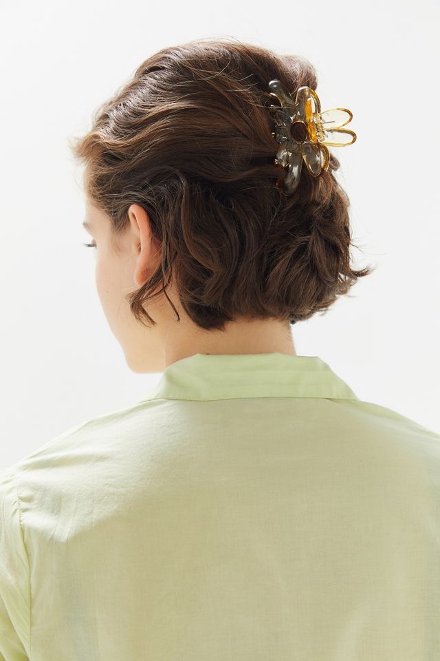 Le Fleur Claw Hair Clip Urban Outfitters