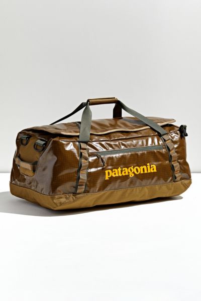 urban outfitters duffle bag