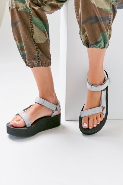 teva metallic sandals