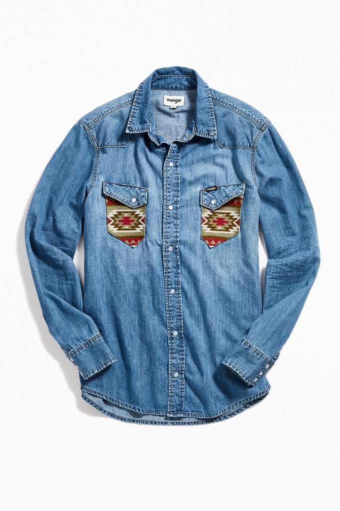 Wrangler Angled Pocket Denim Button-Down Shirt | Urban Outfitters