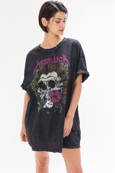 oversized metallica t shirt