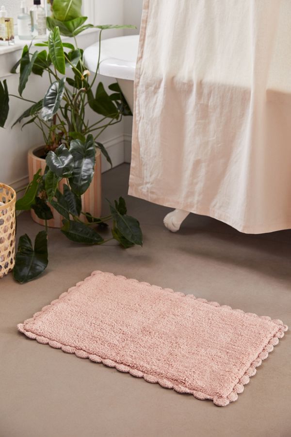 Slide View: 1: Crochet Trim Bath Mat