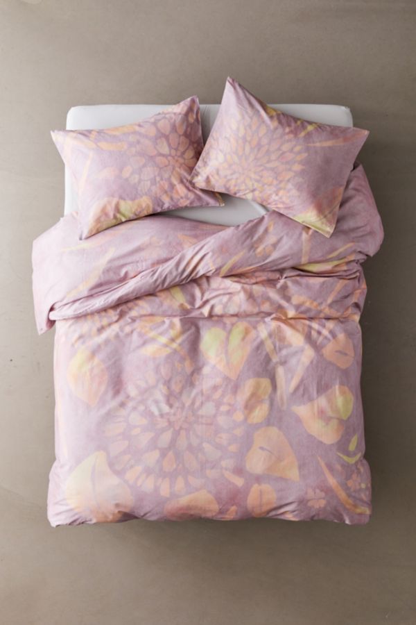 Cordelia Sun Faded Floral Duvet Cover Urban Outfitters Canada