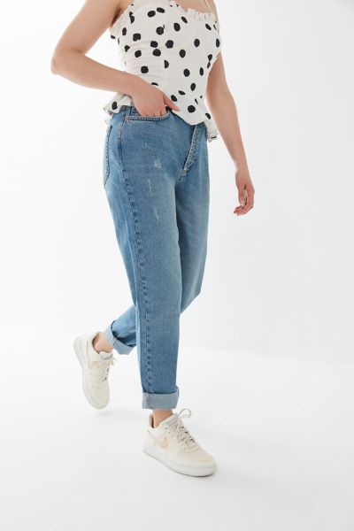 black mom jeans urban outfitters