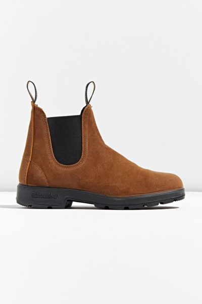 urban outfitters blundstone