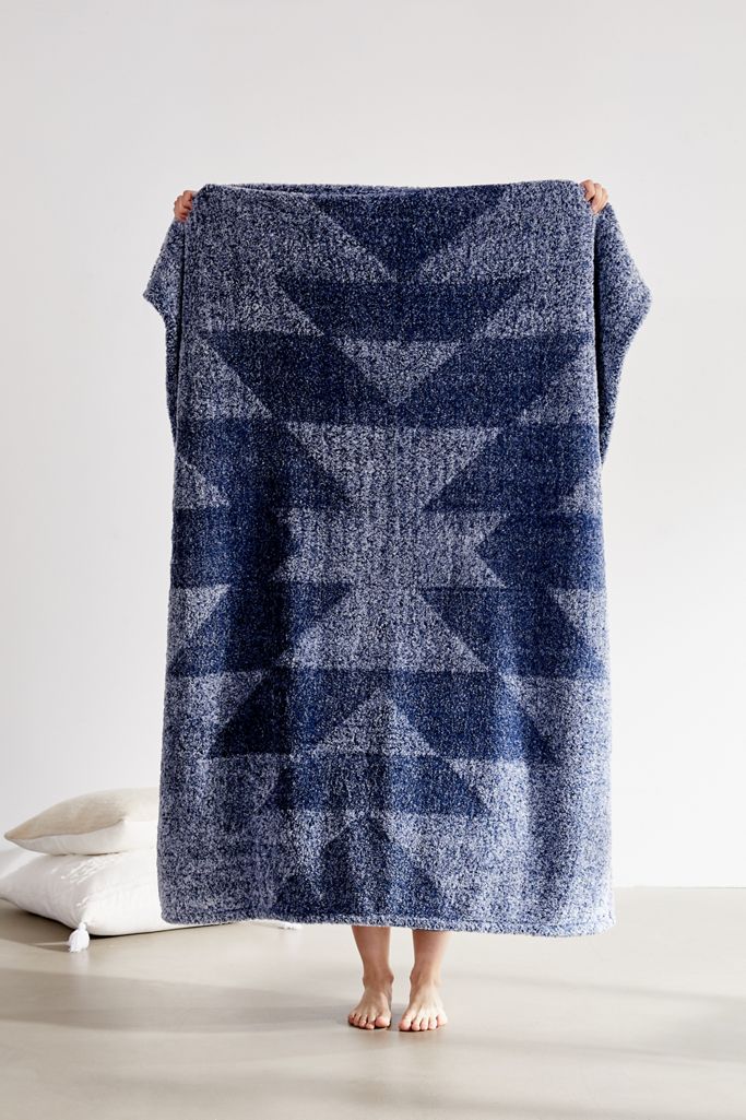 Southwest Carved Amped Fleece Throw Blanket Urban Outfitters