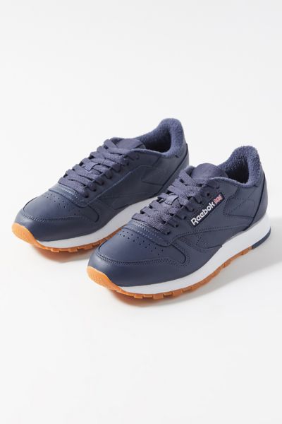mens reebok classic athletic shoe