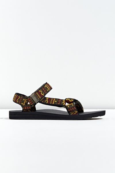 urban outfitters teva sandals