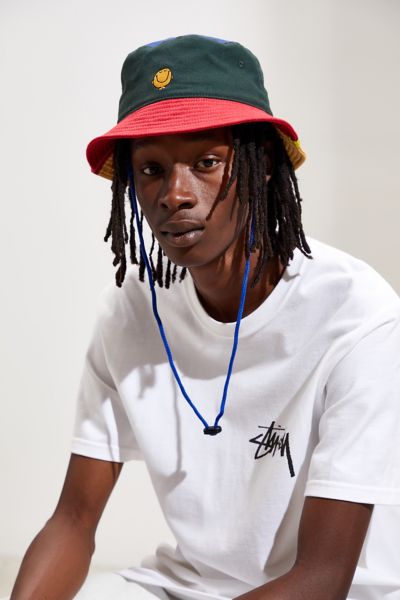 bucket hat dreads