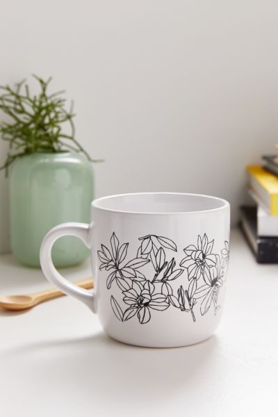 Magnolia Floral 15 Oz Mug Urban Outfitters   51738110 018 B