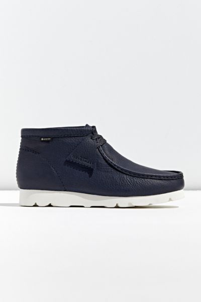 clarks wallabee gore tex black