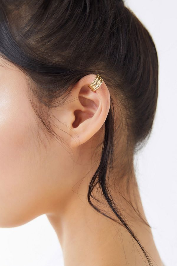 Luiny Waves Ear Cuff Urban Outfitters