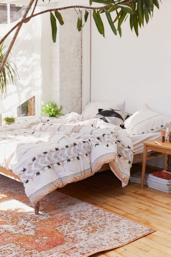 Asher Fringe Comforter Snooze Set Urban Outfitters
