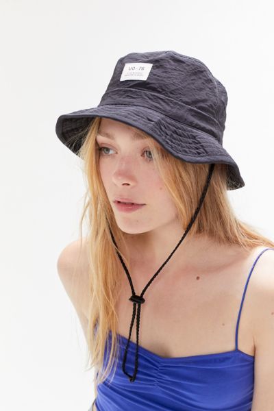 hat with drawstring