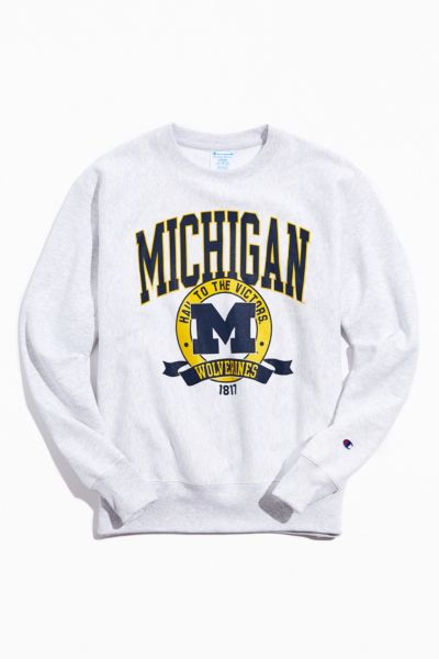 u of m crewneck