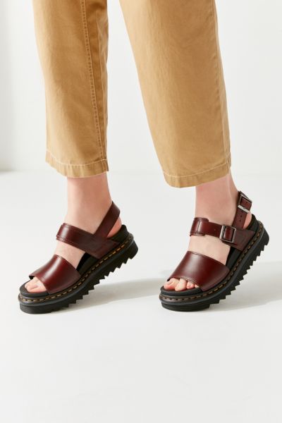 dr martens voss sandal black