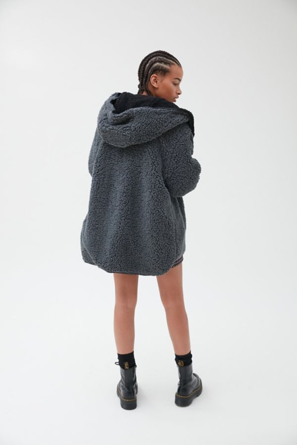 BDG Carmella Reversible Hooded Teddy Jacket | Urban Outfitters