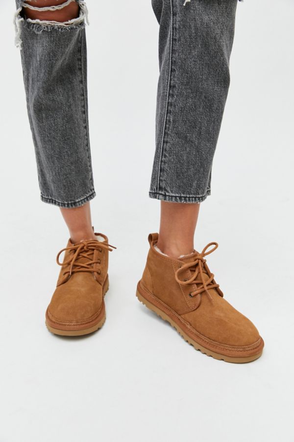 Slide View: 4: UGG Neumel Chukka Boot