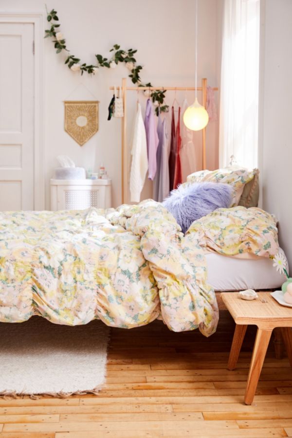 Ruby Floral Shirred Duvet Cover Urban Outfitters Canada