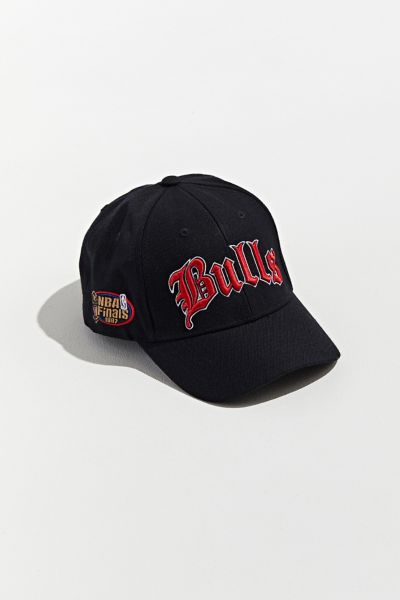 vintage mitchell and ness snapbacks