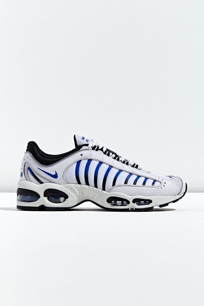 Nike Air Max Tailwind IV Sneaker | Urban Outfitters
