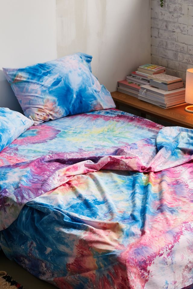 Riverside Tool & Dye UO Exclusive Hand-Dyed Rainbow Sheet Set | Urban ...