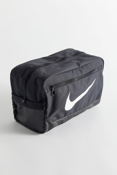 nike brasilia shoebag