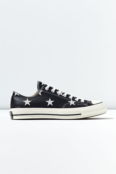 star print converse