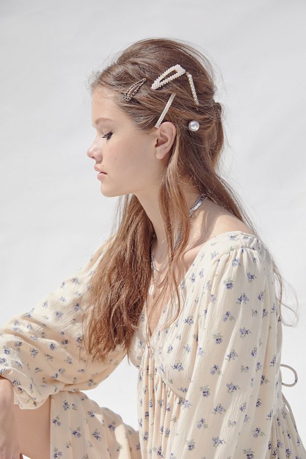 Luxe Pearl Hair Clip Set Urban Outfitters