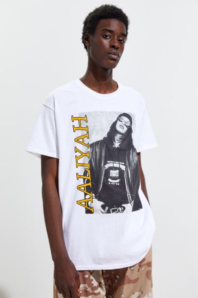 aaliyah graphic tee