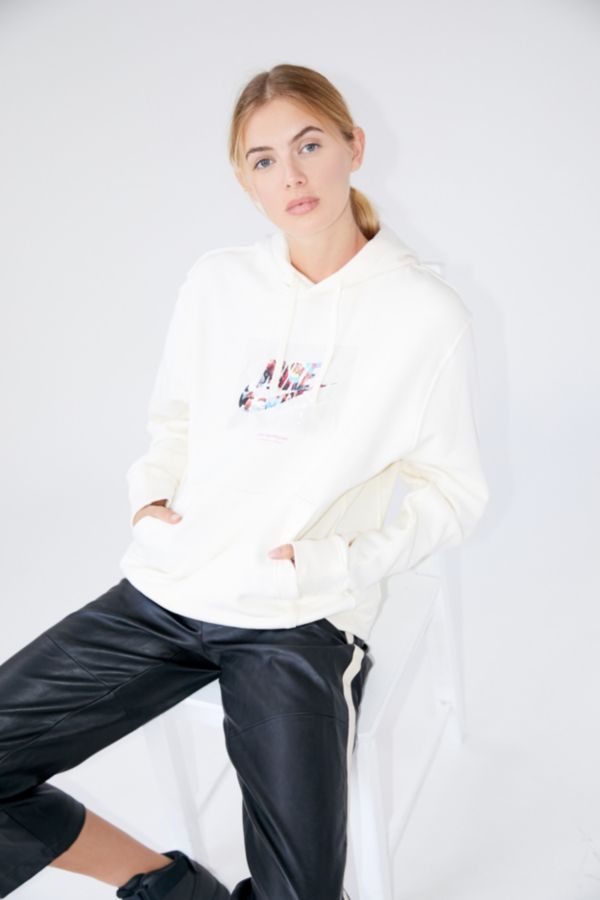 Nike Sportswear Art Club Hoodie Sweatshirt | Urban Outfitters