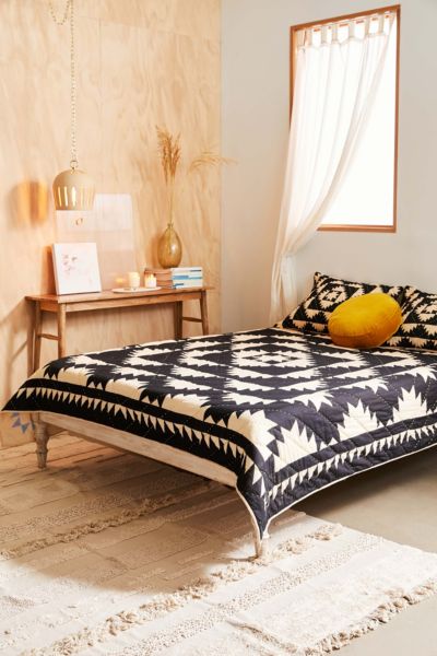 Pattern Comforters Quilts Urban Outfitters Canada