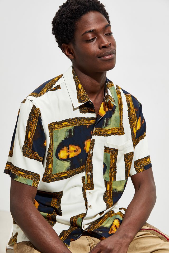 UO Pixel Art Rayon Short Sleeve Button-Down Shirt | Urban Outfitters