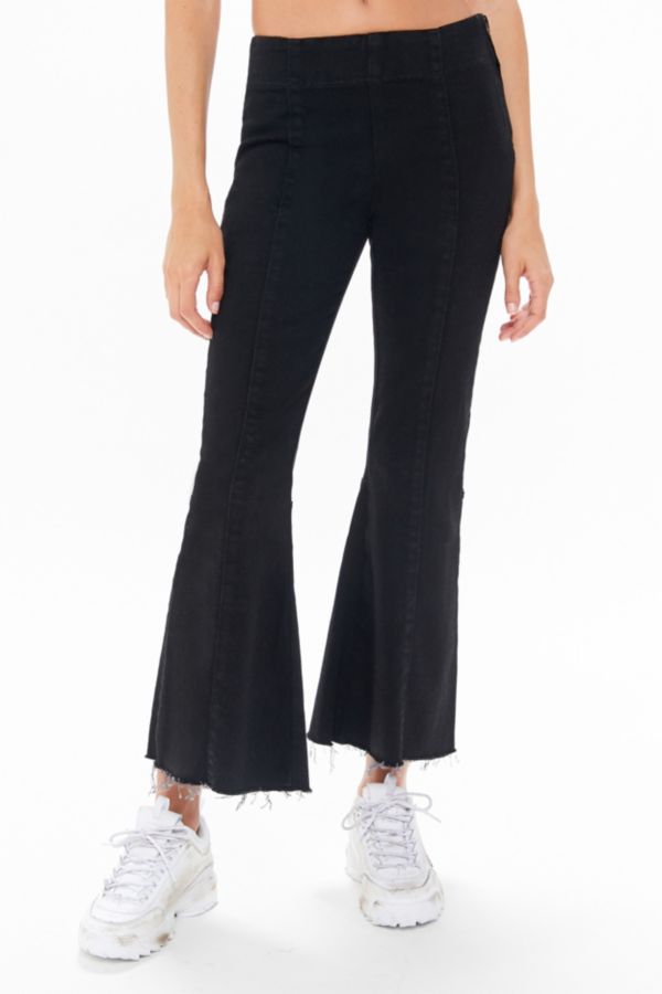 BDG Pintuck Mid-Rise Cropped Flare Jean – Black Denim | Urban ...